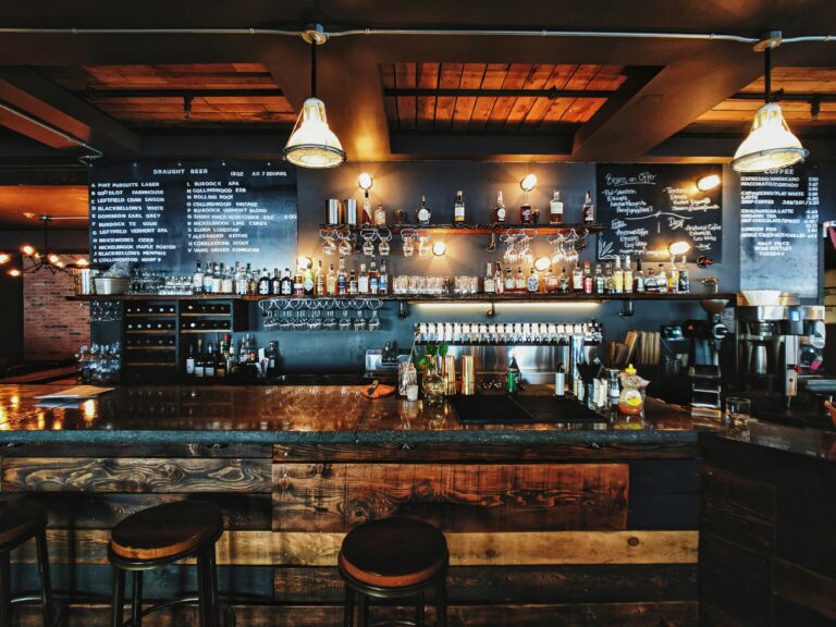 The 'Sister Bar' Strategy: How Grown-Up Snacking is Rescuing Late-Night Dining