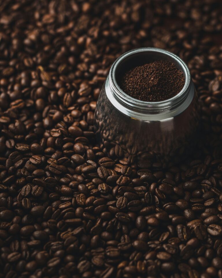 The 'Origin Flagship' Pivot: How Luckin Coffee is Upgrading its Brand Identity at 35,000 Stores